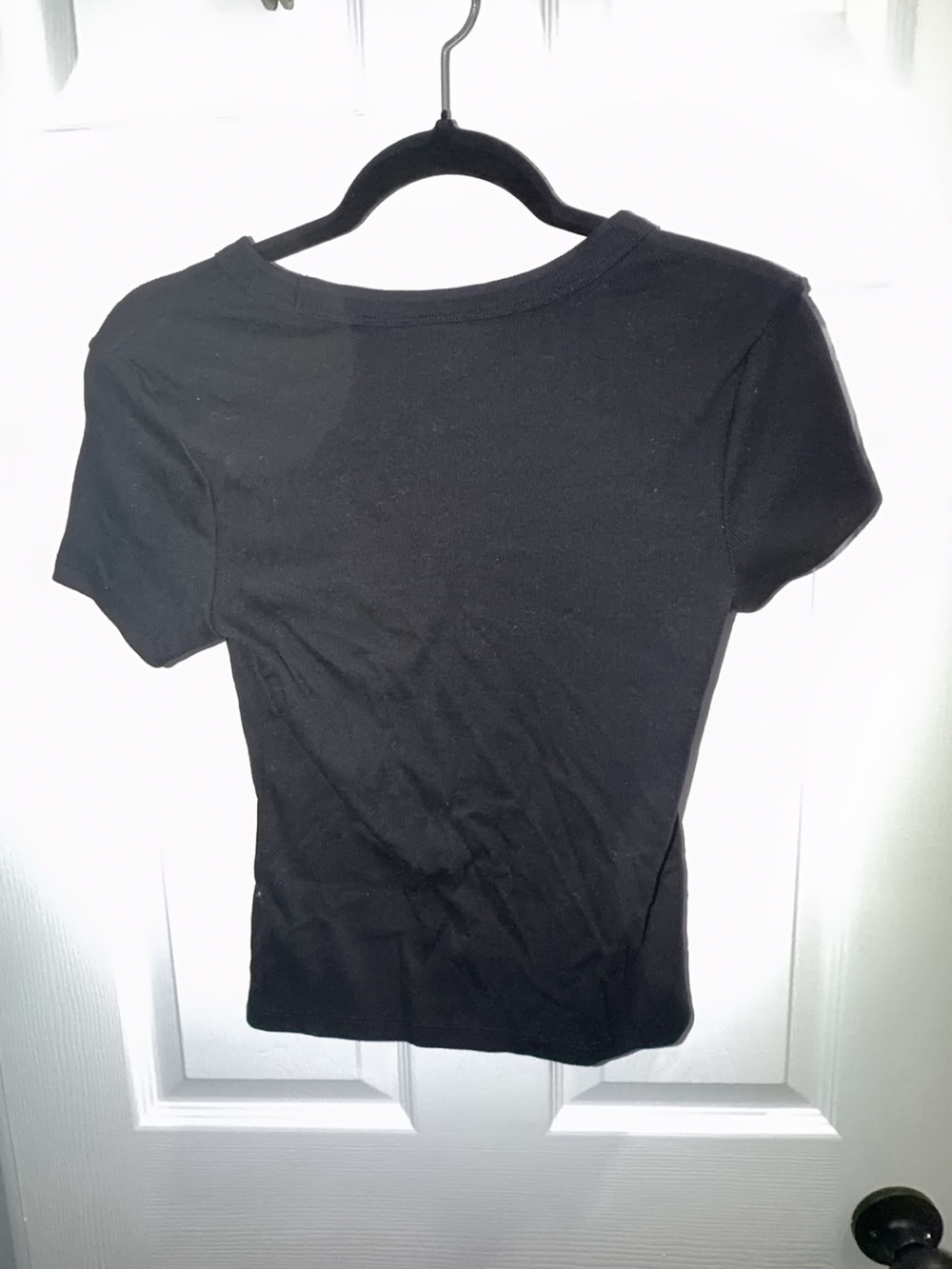 Old Navy Black Short Sleeve Crewneck Tee - Picture 3 of 3